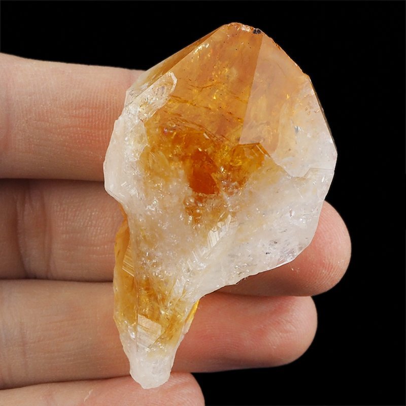 CYTRYN - MONOKRYSZTAŁ - 84 mm - BRAZYLIA