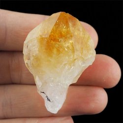 CYTRYN - MONOKRYSZTAŁ - 74 mm - BRAZYLIA