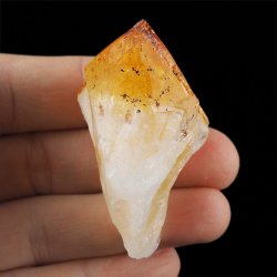 CYTRYN - MONOKRYSZTAŁ - 85 mm - BRAZYLIA