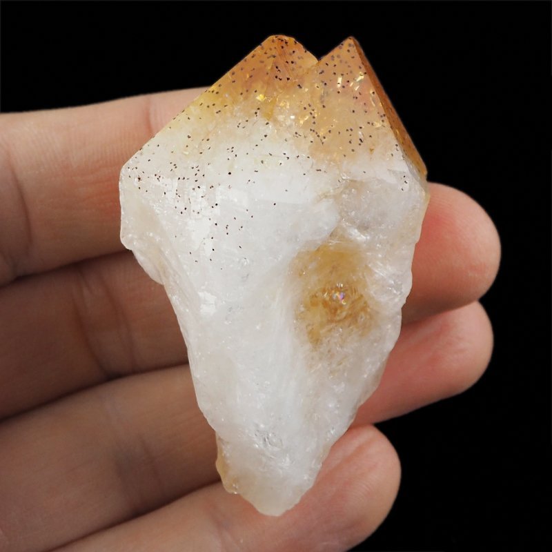 CYTRYN - MONOKRYSZTAŁ - 85 mm - BRAZYLIA