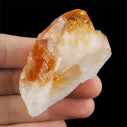 CYTRYN - MONOKRYSZTAŁ - 92 mm - BRAZYLIA