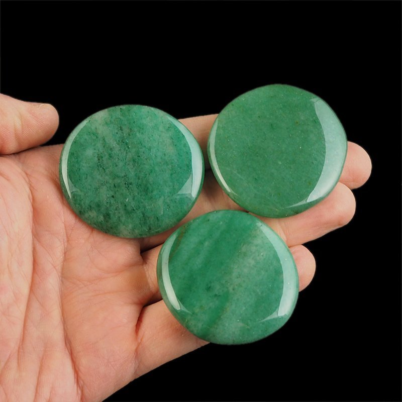 AWENTURYN SZMARAGDOWY - PŁASKI OTOCZAK - 50-55 mm