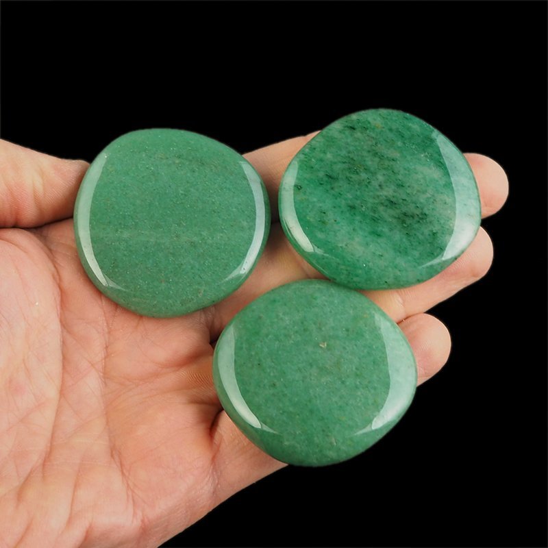 AWENTURYN SZMARAGDOWY - PŁASKI OTOCZAK - 50-55 mm