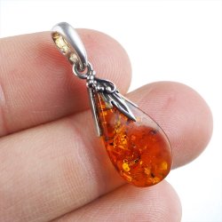 BURSZTYN - WISIOREK Z NATURALNYM KAMIENIEM - 33 mm