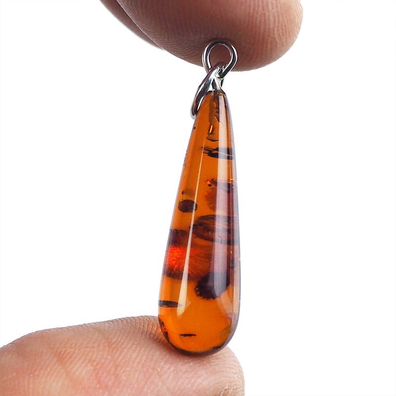 BURSZTYN - WISIOREK Z NATURALNYM KAMIENIEM - 37 mm