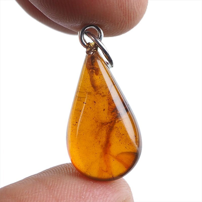 BURSZTYN - WISIOREK Z NATURALNYM KAMIENIEM - 30 mm