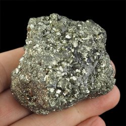 PIRYT - BŁYSZCZĄCE KRYSZTAŁY - 56 mm - PERU