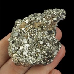 PIRYT - BŁYSZCZĄCE KRYSZTAŁY - 61 mm - PERU