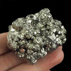 PIRYT - BŁYSZCZĄCE KRYSZTAŁY - 50 mm - PERU