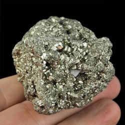 PIRYT - BŁYSZCZĄCE KRYSZTAŁY - 57 mm - PERU