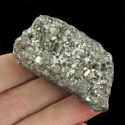 PIRYT - BŁYSZCZĄCE KRYSZTAŁY - 57 mm - PERU