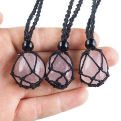 KWARC RÓŻOWY - NASZYJNIK Z NATURALNYM KAMIENIEM - 25-30 mm