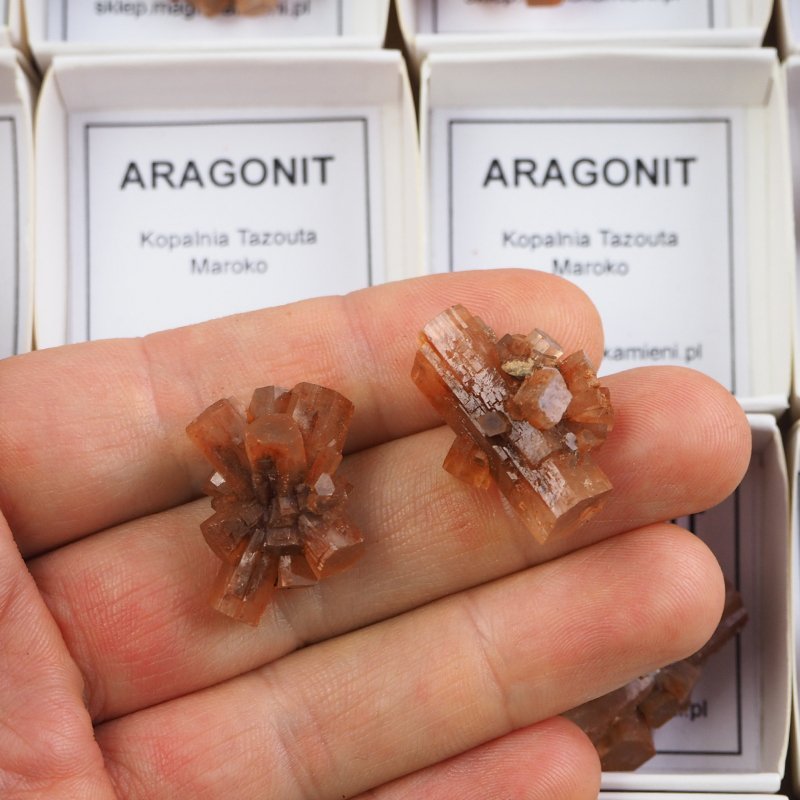 ARAGONIT - ZROST KRYSZTAŁÓW - KAMIEŃ W PUDEŁKU Z OPISEM - 18-26 mm - MAROKO