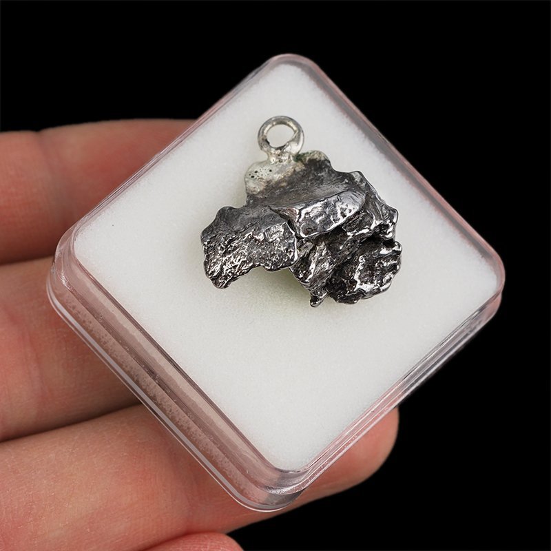 Campo del Cielo - WISIOREK Z METEORYTEM - 22 mm - ARGENTYNA