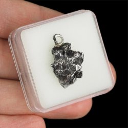 Campo del Cielo - WISIOREK Z METEORYTEM - 23 mm - ARGENTYNA