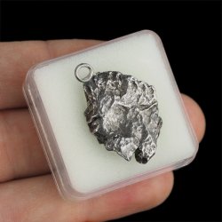 Campo del Cielo - WISIOREK Z METEORYTEM - 30 mm - ARGENTYNA