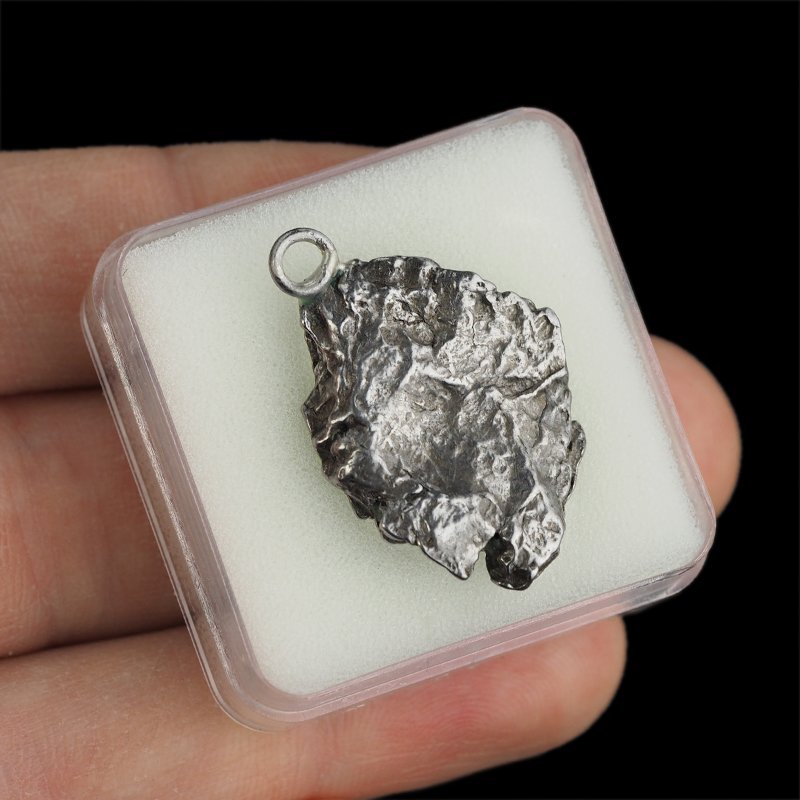 Campo del Cielo - WISIOREK Z METEORYTEM - 30 mm - ARGENTYNA