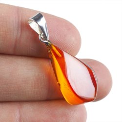 BURSZTYN - WISIOREK Z NATURALNYM KAMIENIEM - 40 mm