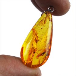 BURSZTYN - WISIOREK Z NATURALNYM KAMIENIEM - 36 mm