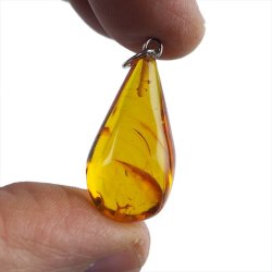 BURSZTYN - WISIOREK Z NATURALNYM KAMIENIEM - 31 mm