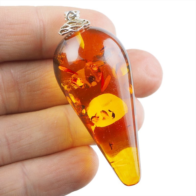 BURSZTYN - WISIOREK Z NATURALNYM KAMIENIEM - 65 mm