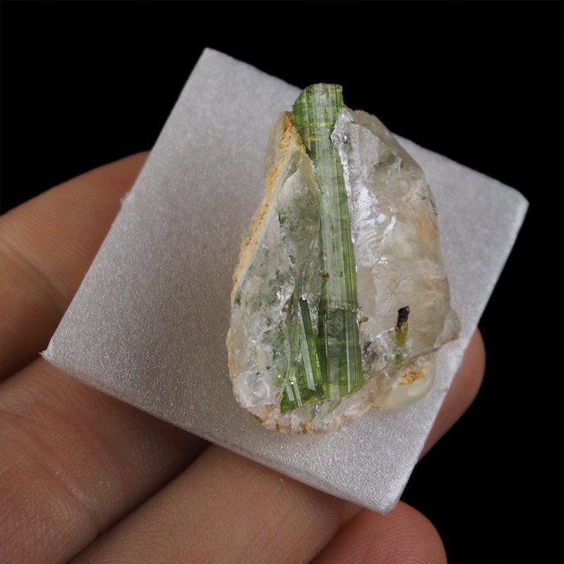 ZIELONY TURMALIN WERDELIT, KRYSZTAŁ GÓRSKI - 34 mm - BRAZYLIA