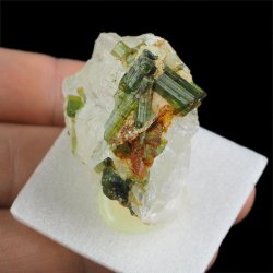 ZIELONY TURMALIN WERDELIT, KRYSZTAŁ GÓRSKI - 37 mm - BRAZYLIA