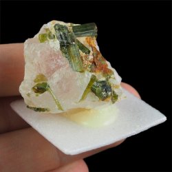 ZIELONY TURMALIN WERDELIT, KRYSZTAŁ GÓRSKI - 37 mm - BRAZYLIA