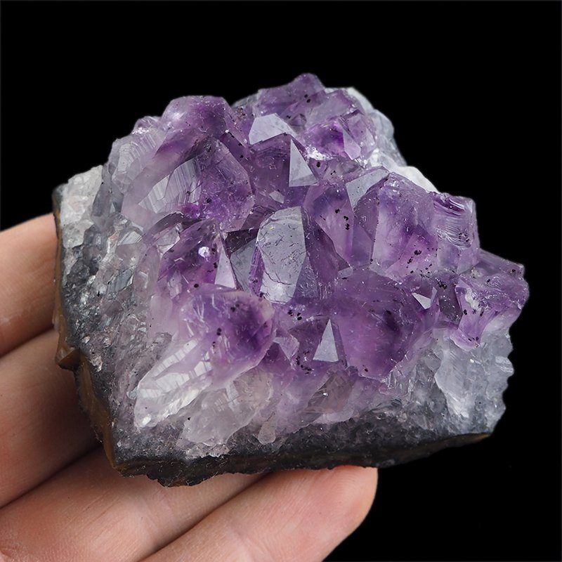 AMETYST- SZCZOTKA KRYSTALICZNA - 61 mm - URUGWAJ