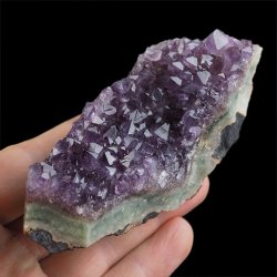 AMETYST- SZCZOTKA KRYSTALICZNA - 104 mm - URUGWAJ