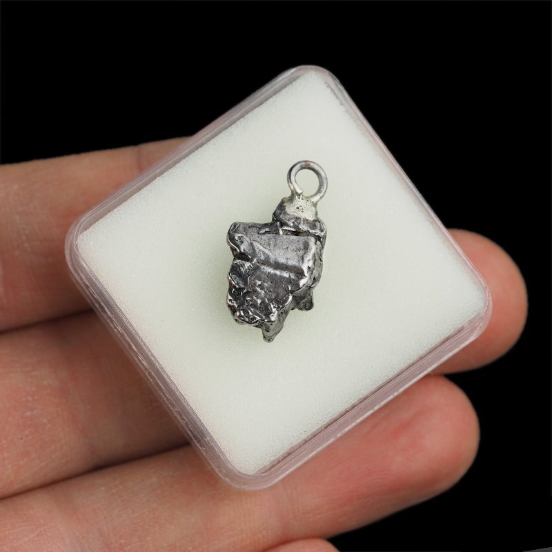 Campo del Cielo - WISIOREK Z METEORYTEM - 21 mm - ARGENTYNA