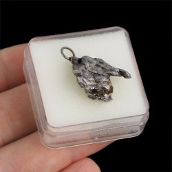 Campo del Cielo - WISIOREK Z METEORYTEM - 26 mm - ARGENTYNA