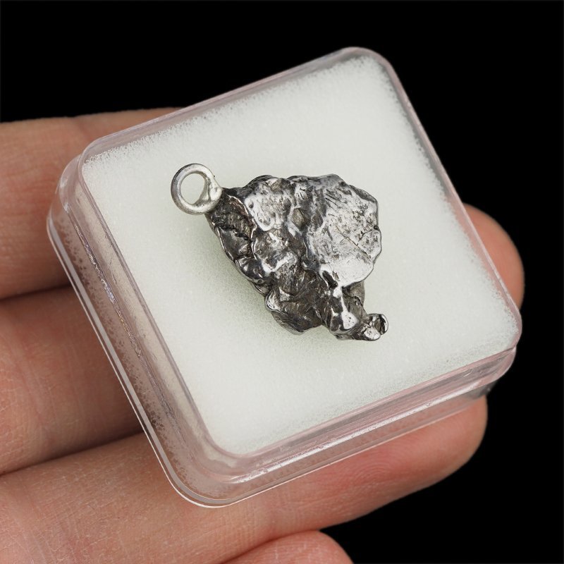 Campo del Cielo - WISIOREK Z METEORYTEM - 25 mm - ARGENTYNA