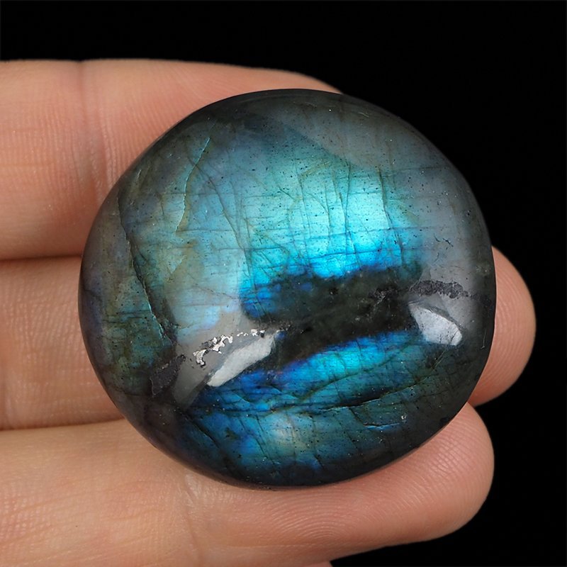 LABRADORYT - OTOCZAK - 37 mm - MADAGASKAR