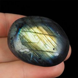 LABRADORYT - OTOCZAK - 40 mm - MADAGASKAR