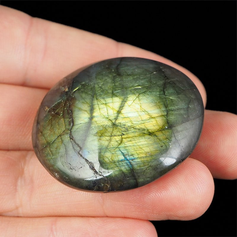 LABRADORYT - OTOCZAK - 43 mm - MADAGASKAR