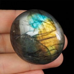 LABRADORYT - OTOCZAK - 43 mm - MADAGASKAR