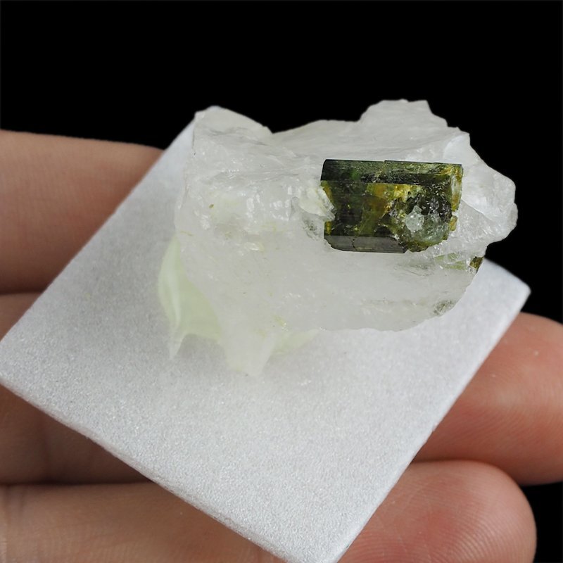 ZIELONY TURMALIN WERDELIT, KRYSZTAŁ GÓRSKI - 36 mm - BRAZYLIA