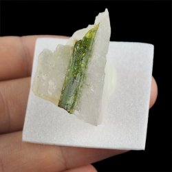 ZIELONY TURMALIN WERDELIT, KRYSZTAŁ GÓRSKI - 40 mm - BRAZYLIA