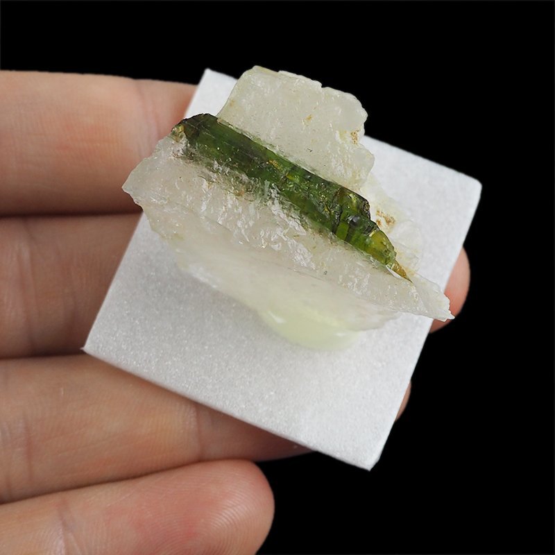 ZIELONY TURMALIN WERDELIT, KRYSZTAŁ GÓRSKI - 40 mm - BRAZYLIA