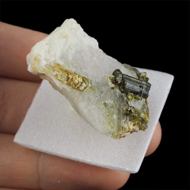 ZIELONY TURMALIN WERDELIT, KRYSZTAŁ GÓRSKI - 39 mm - BRAZYLIA