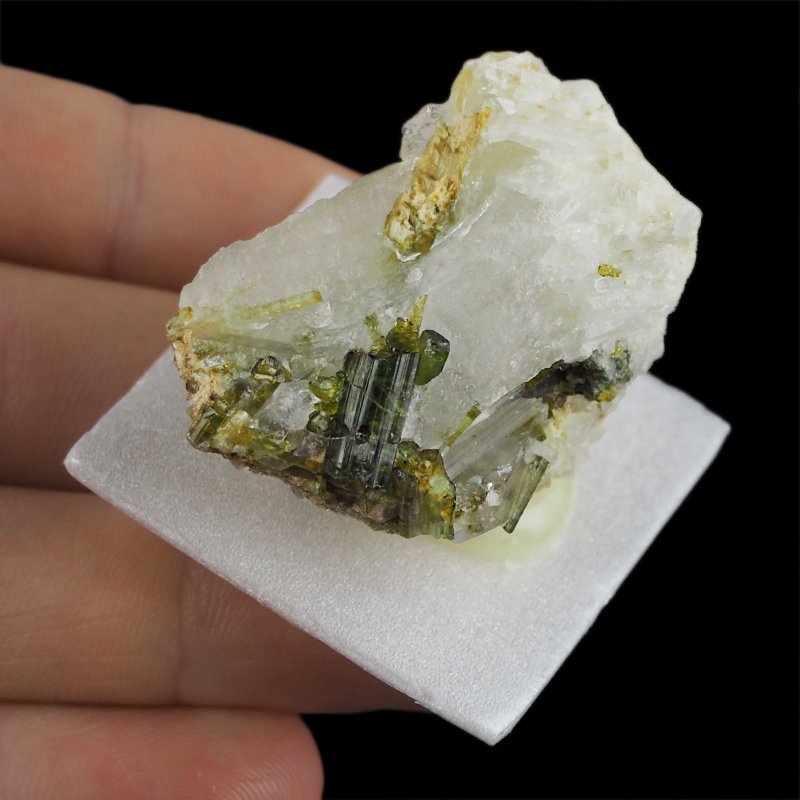 ZIELONY TURMALIN WERDELIT, KRYSZTAŁ GÓRSKI - 39 mm - BRAZYLIA