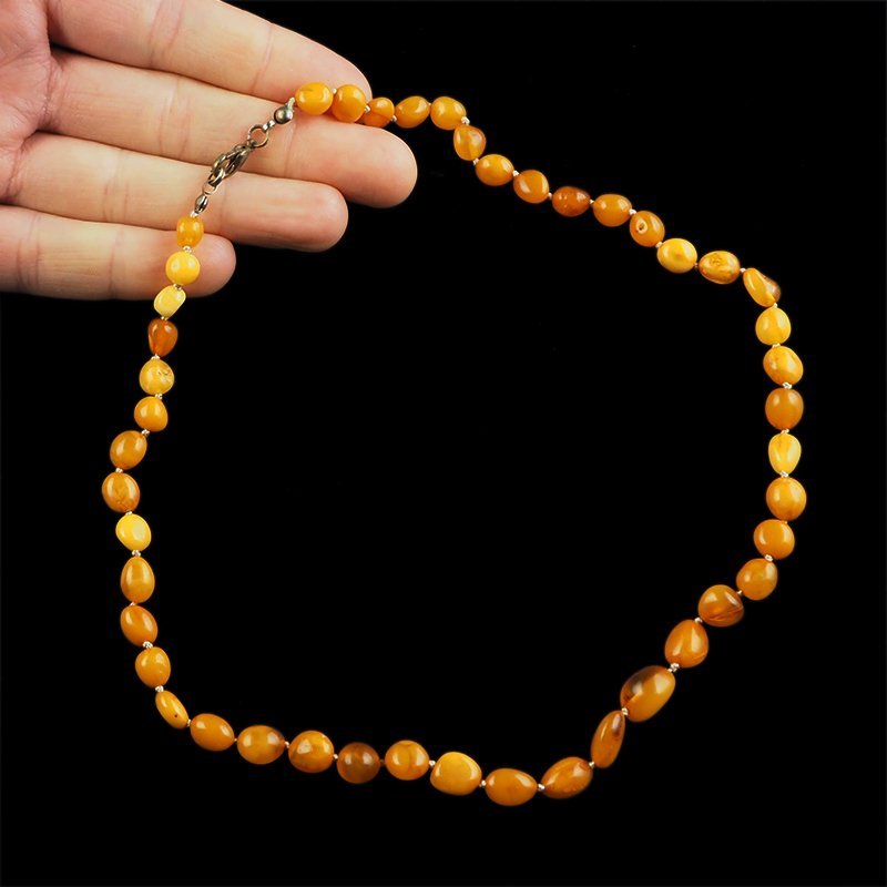 BURSZTYN - NASZYJNIK Z NATURALNYCH KAMIENI Z ZAPIĘCIEM - 48-49 cm