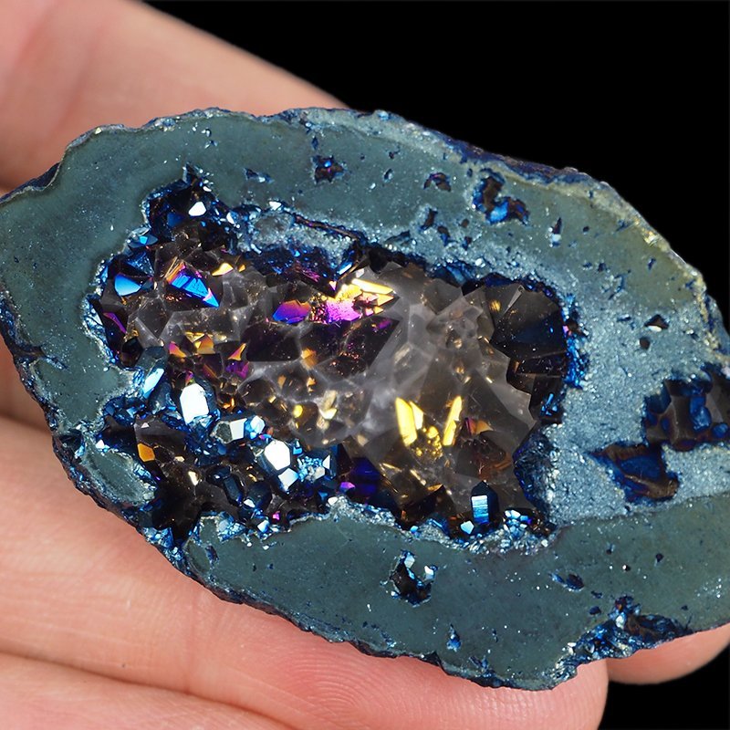 KRYSZTAŁ GÓRSKI - BLUE AURA - GEODA - 58 mm