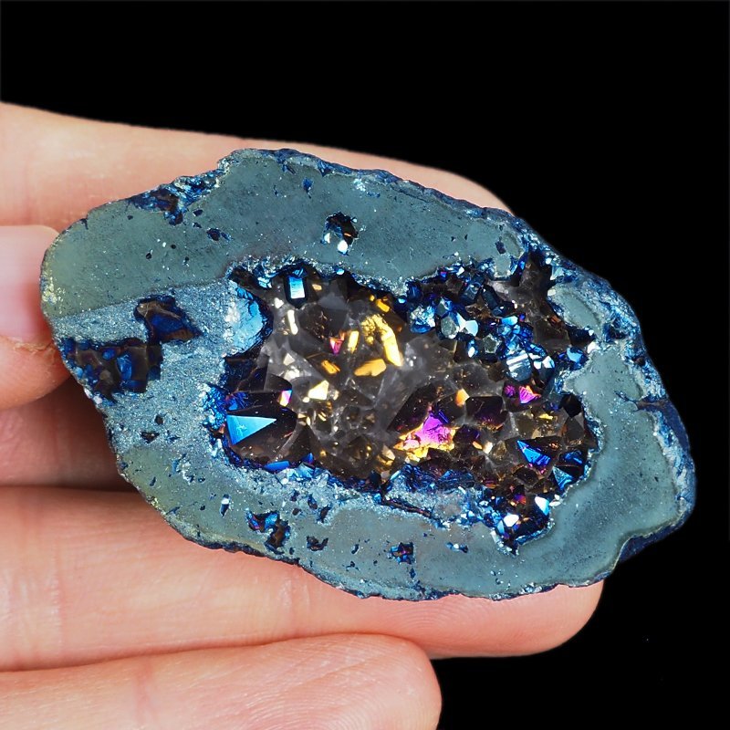 KRYSZTAŁ GÓRSKI - BLUE AURA - GEODA - 58 mm