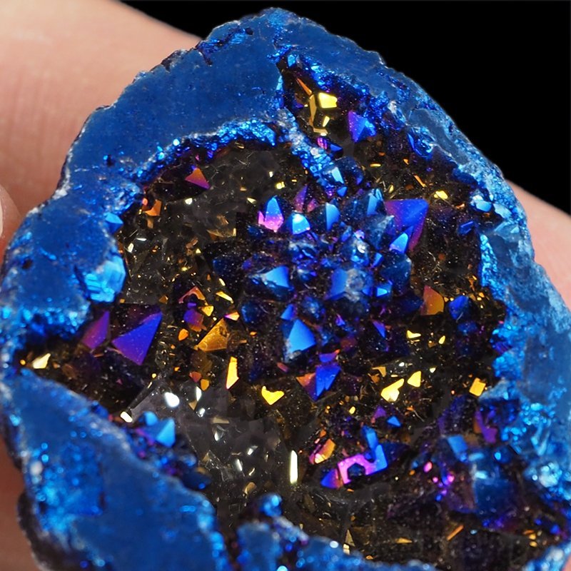 KRYSZTAŁ GÓRSKI - BLUE AURA - GEODA - 47 mm