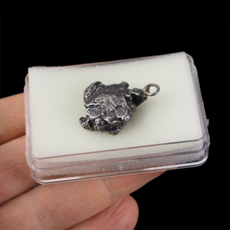 Campo del Cielo - WISIOREK Z METEORYTEM - 27 mm - ARGENTYNA