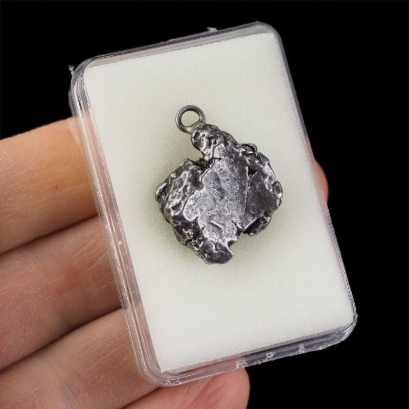 Campo del Cielo - WISIOREK Z METEORYTEM - 27 mm - ARGENTYNA