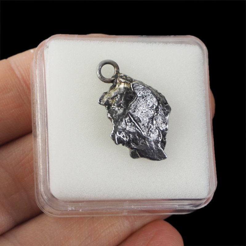 Campo del Cielo - WISIOREK Z METEORYTEM - 24 mm - ARGENTYNA