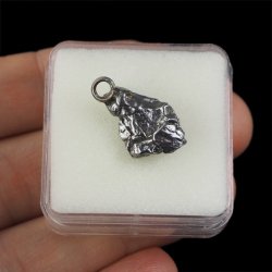 Campo del Cielo - WISIOREK Z METEORYTEM - 21 mm - ARGENTYNA